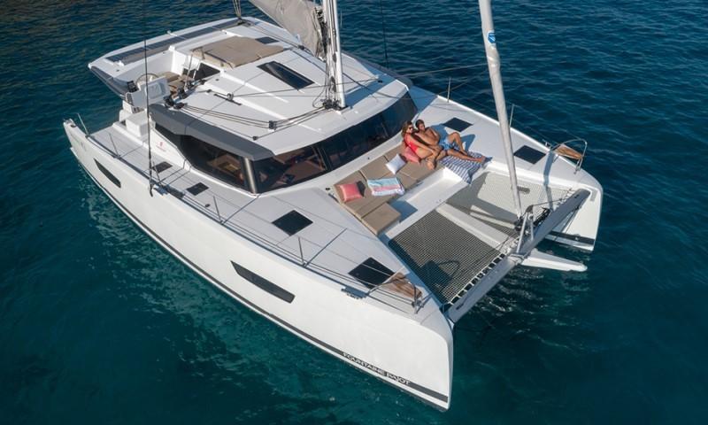 STELLA  I | Fountaine Pajot Astrea 42