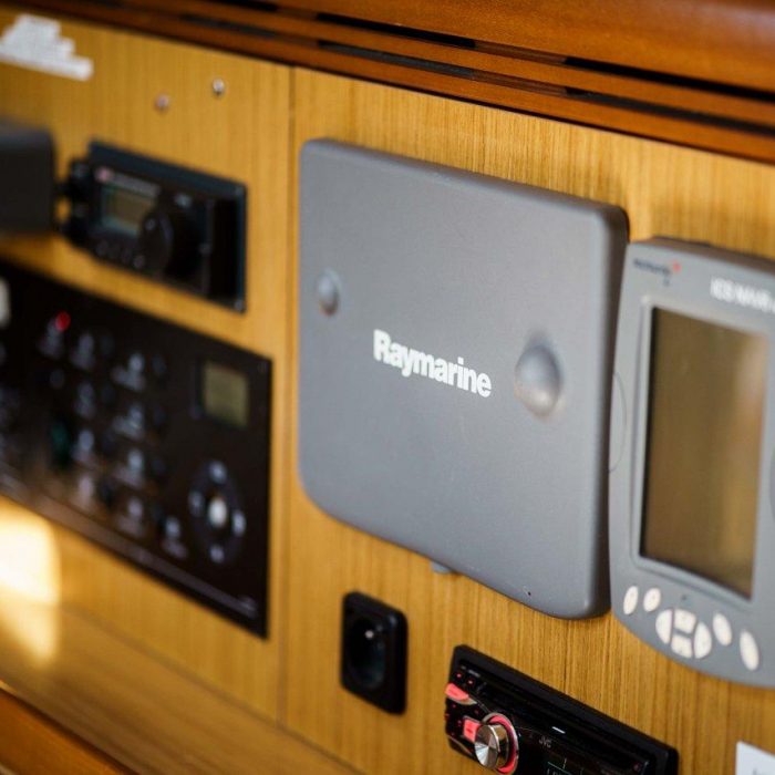 Ema | Sun Odyssey 42i photo 32