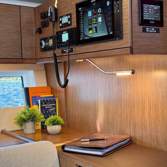 F-ONE | Bavaria C57 Style - 4 + 1 cab. photo 19