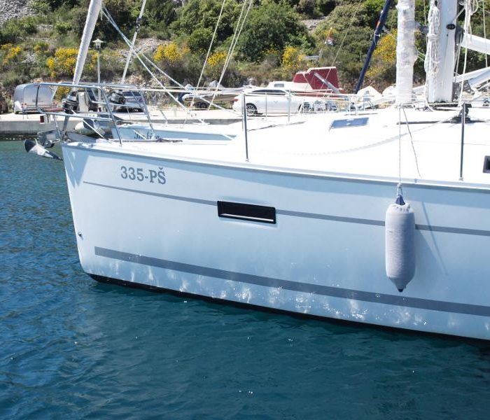 Sea Wolf | Bavaria Cruiser 36 photo 3
