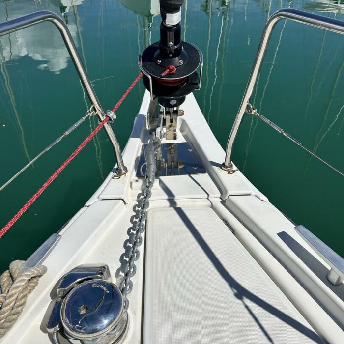 Barracuda (Refit 2026 - A/C - Generator - Electric Heads - 12 Pax) | Oceanis 51.1 photo 11
