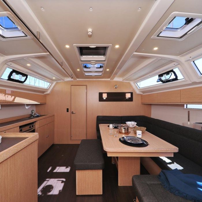 Cara | Bavaria Cruiser 46 photo 12