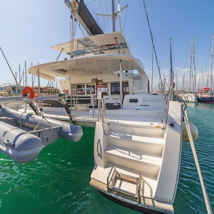 Caretta Nana | Lagoon 450 Fly photo 6