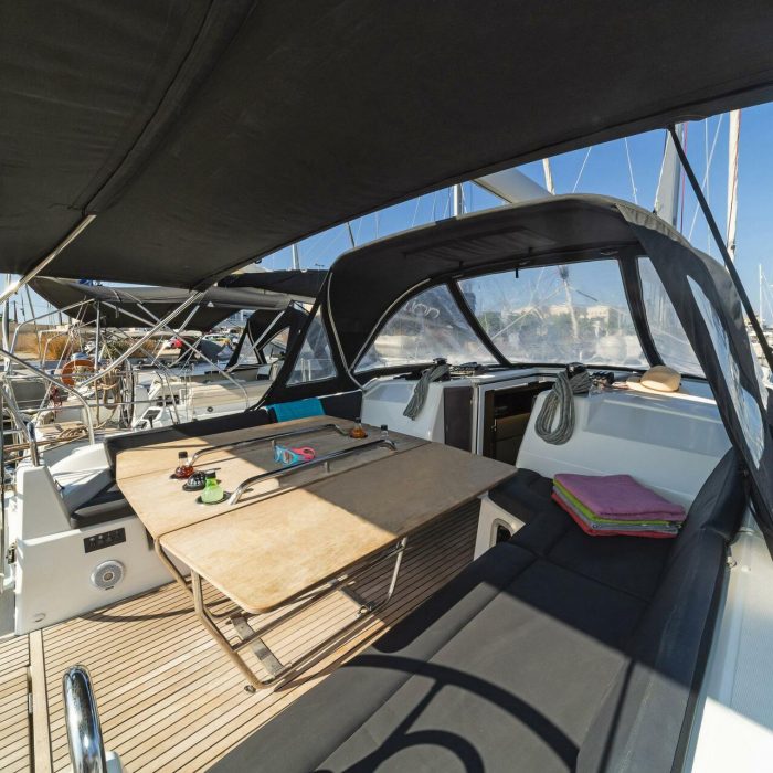 Mojito | Oceanis 40.1 photo 9