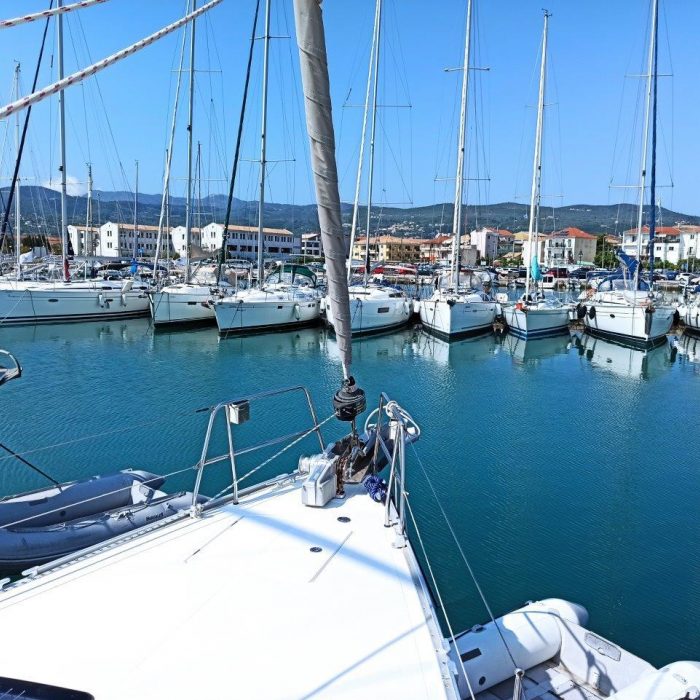Saffron | Bavaria 45 Cruiser photo 9