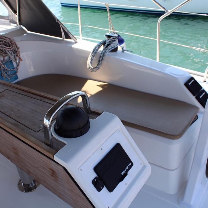 Why Not 15 | Bavaria 34 Cruiser photo 4