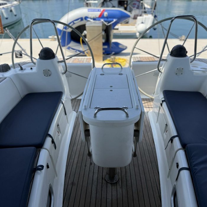 LADY LIBERTY | Bavaria 49 photo 8