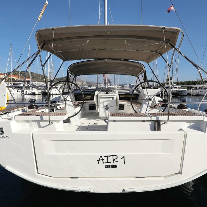 Air 1 | Oceanis 51.1 photo 11