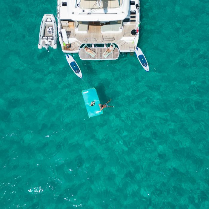 Cara | Lagoon 55 photo 7