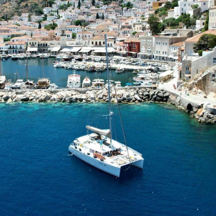 AEROPI  |⛵ VIP, Skippered Only, Watermaker, Generator, AC, BBQ | Lagoon 450 Fly photo 9