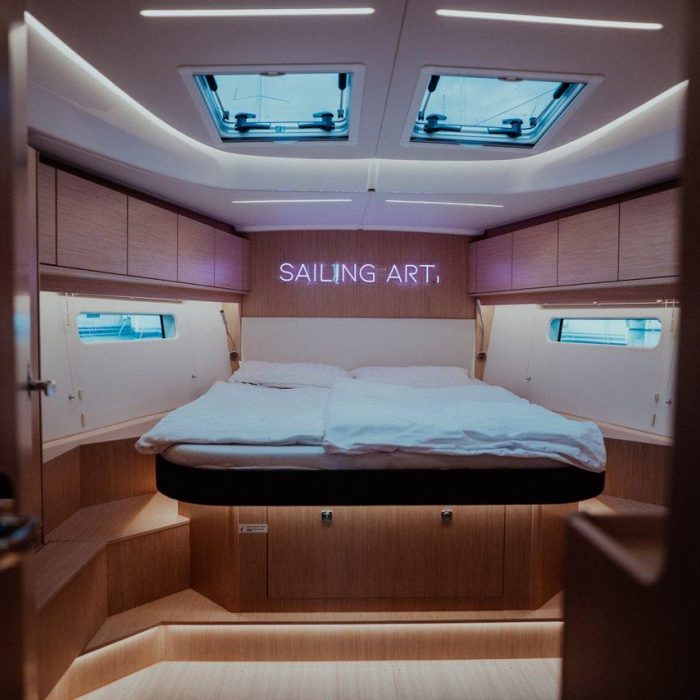Art N | Bavaria C46 photo 39