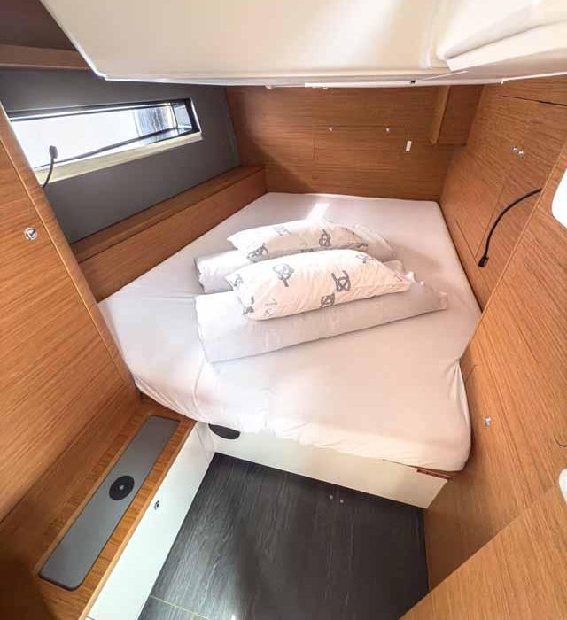 Alkor | Dufour 44 photo 11