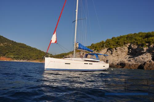 FourTwo | Sun Odyssey 409 photo 9