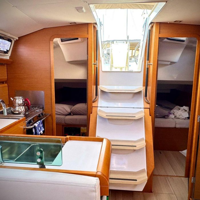 Foxy | Sun Odyssey 419 photo 12