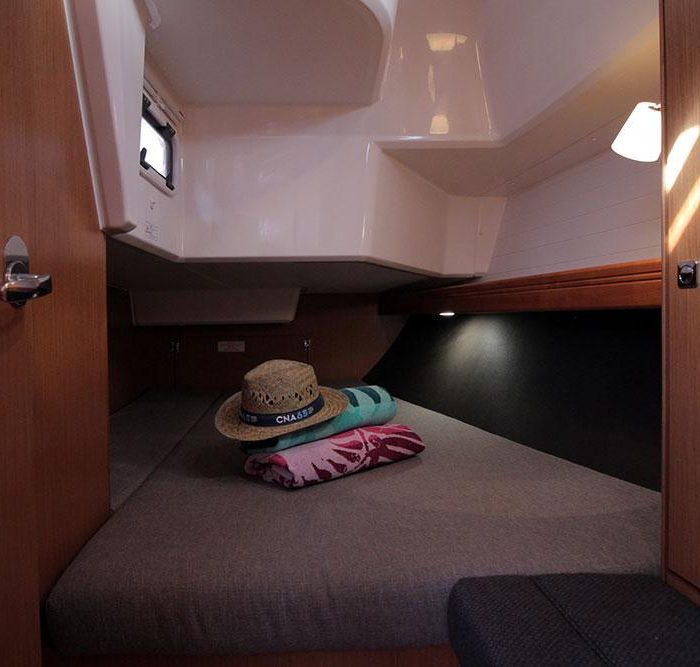 Black Pearl | Bavaria Cruiser 37 photo 13 Black Pearl | Bavaria Cruiser 37 photo 13