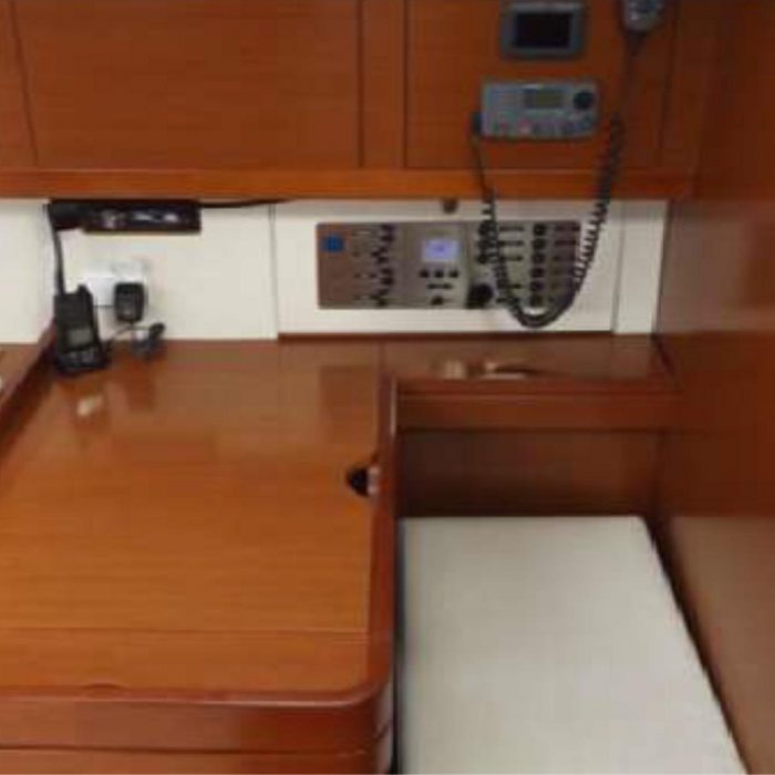 IN COMPLIANCE | Oceanis 50 photo 11