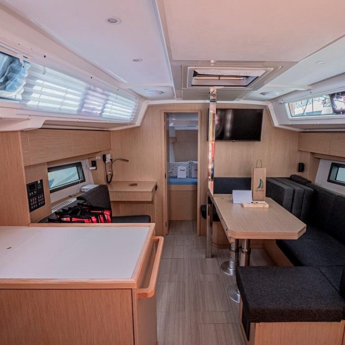 Windchaser | Bavaria C38 photo 15