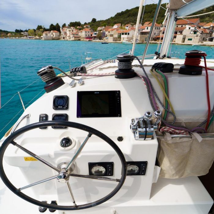 Miss Moneypenny | Lagoon 400 S2 photo 7