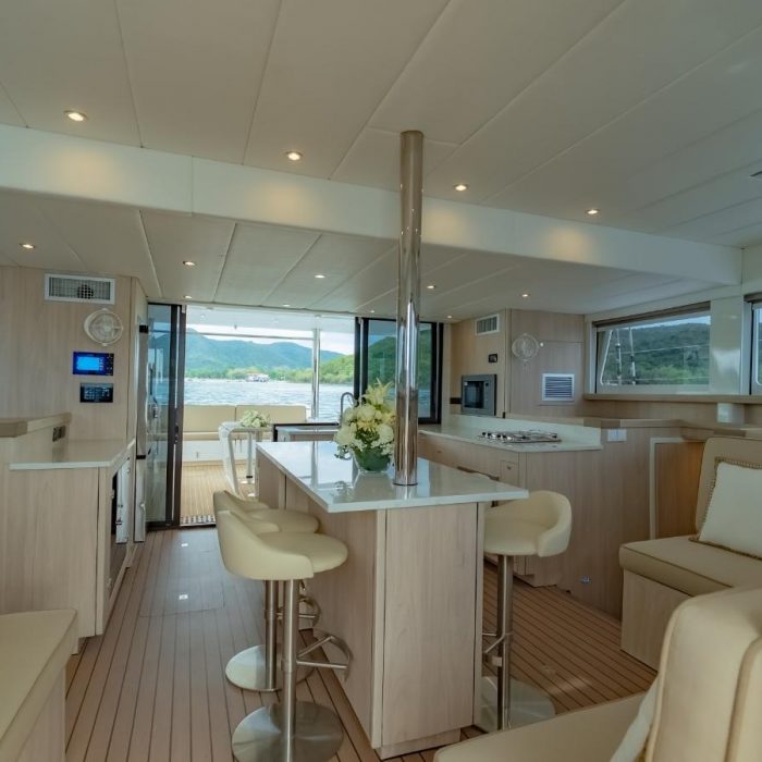 Electric E-Motion | Island Spirit 525E photo 24