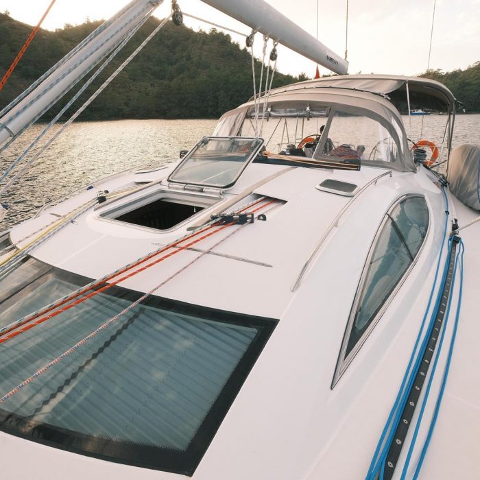 Taurus | Hanse 445 photo 2