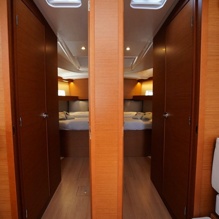 Red Marlin | Sun Odyssey 490 photo 12