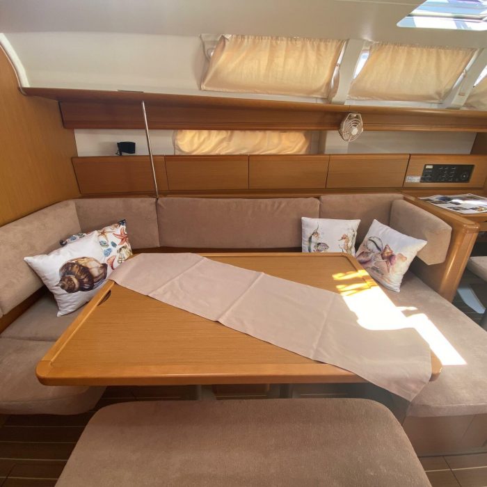 Capella II | Sun Odyssey 44 i photo 5