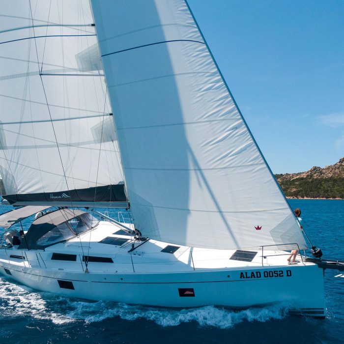 Atena - Water maker, Solar Panel | Hanse 508 photo 3