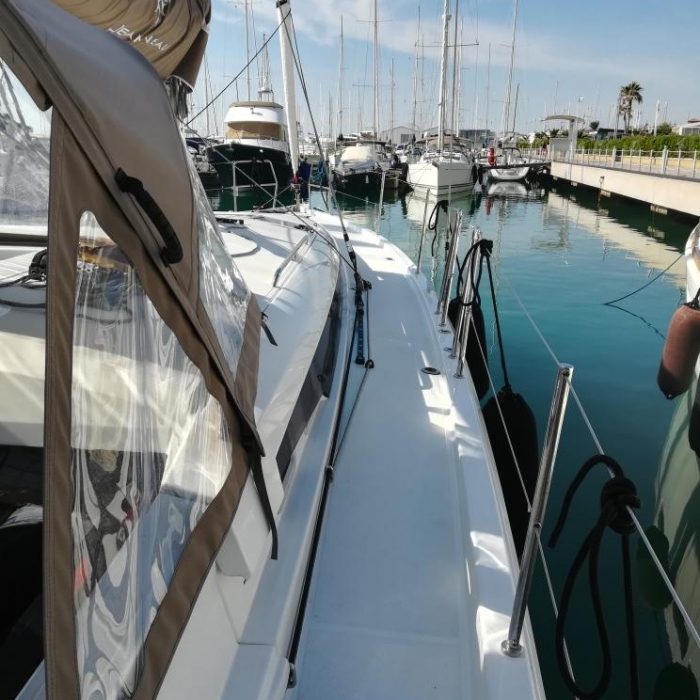 Frenetica | Sun Odyssey 440 photo 3