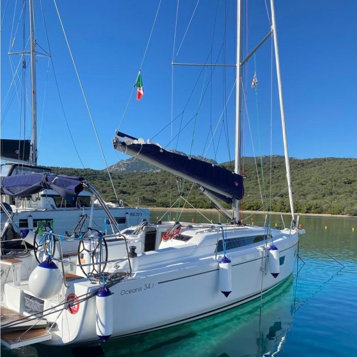 Angelica | Oceanis 34.1 photo 5
