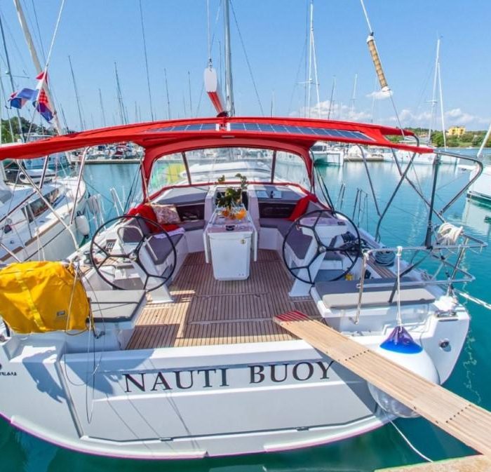 Nauti Buoy | Oceanis 46.1 photo 3