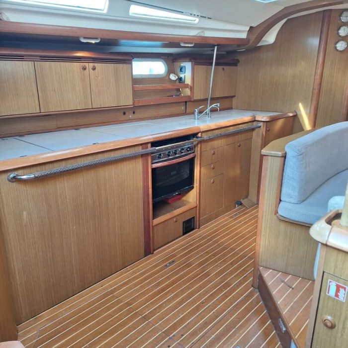 Rubra | Sun Odyssey 49 photo 6
