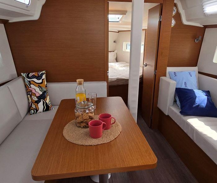Princess Anja | Sun Odyssey 380 photo 13