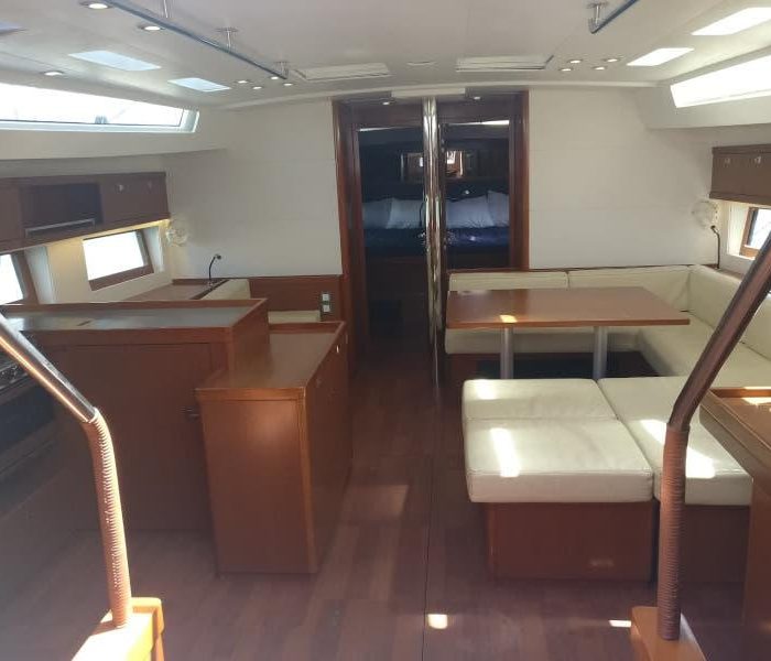LUCKY TRADER | Oceanis 55 photo 7