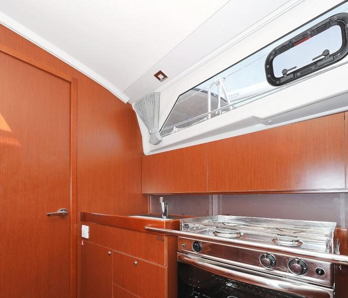 Seven | Oceanis 41.1 photo 97