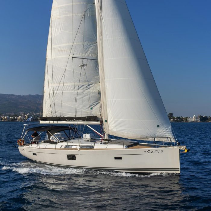 Caitlin of Lorne | Hanse 455 photo 6