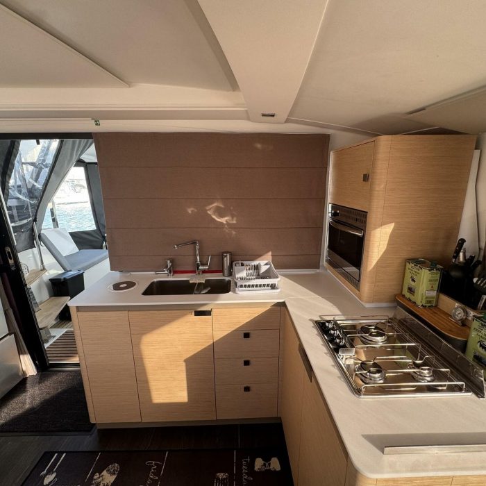 Jumapi | Fountaine Pajot Isla 40 photo 13