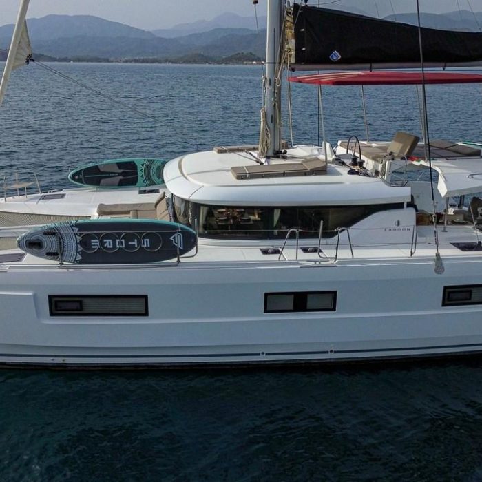 Hydra | Lagoon 46 photo 26