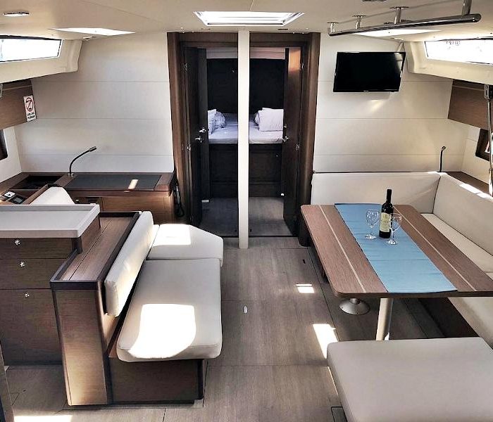 PEARL DREAMS | Oceanis 51.1 photo 11