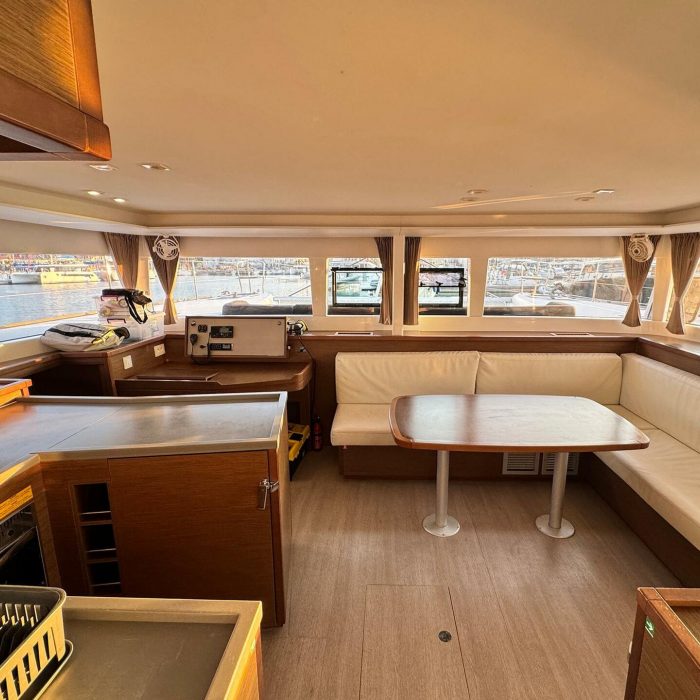 Salty Love | Lagoon 450 Sport photo 11