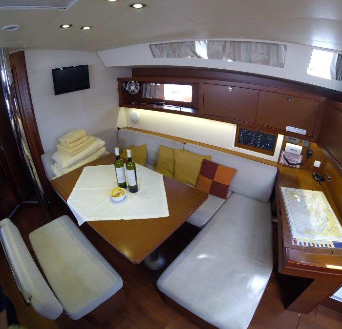 Neška II | Oceanis 45 photo 17