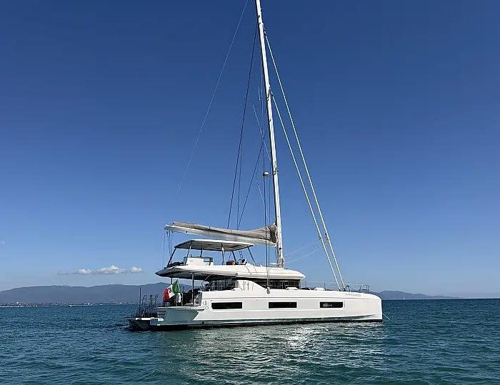 Nama | Lagoon 60 photo 5