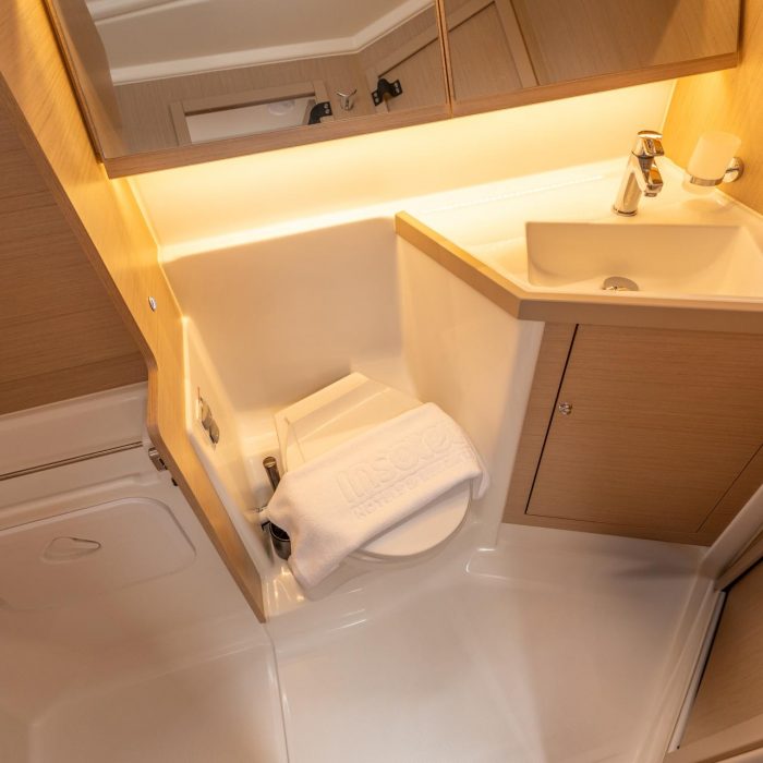 Lyra - Comfort line | Oceanis 40.1 photo 13