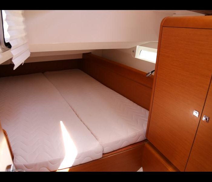 Sicc | Sun Odyssey 419 photo 24