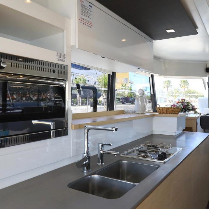 Marlie | Fountaine Pajot MY 37 photo 28