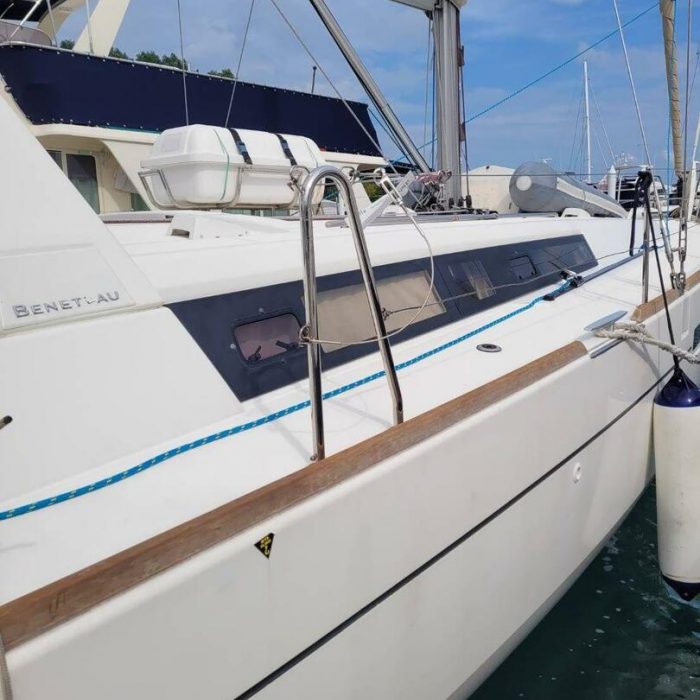 Moonshine | Oceanis 45 photo 8
