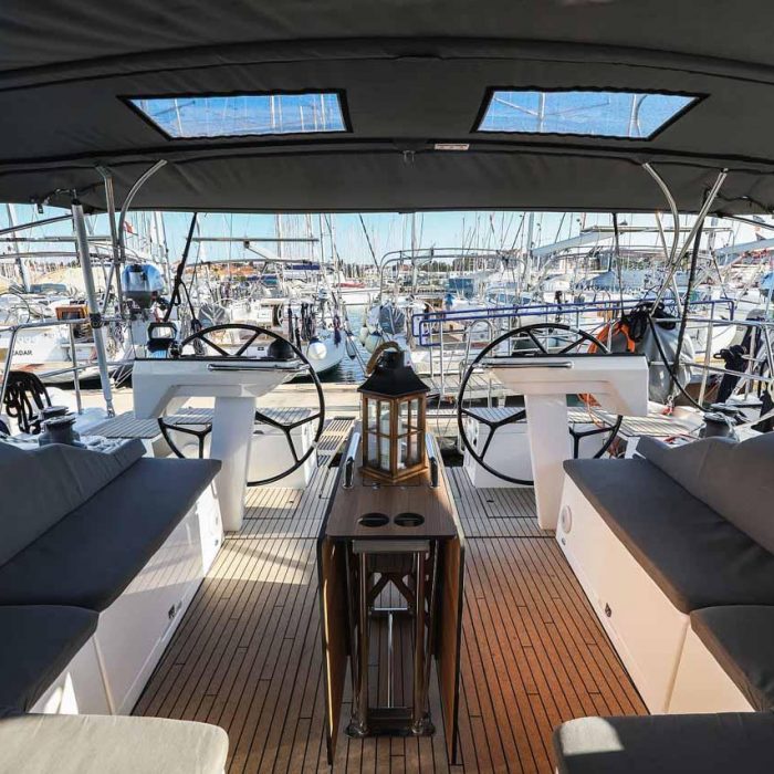 Aquila | Bavaria C46 photo 4