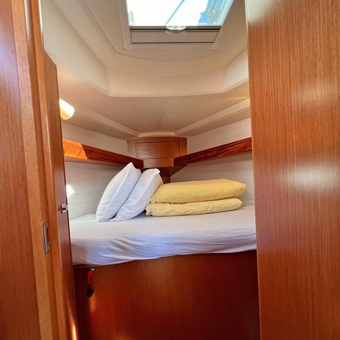Burin | Bavaria Cruiser 33 photo 28