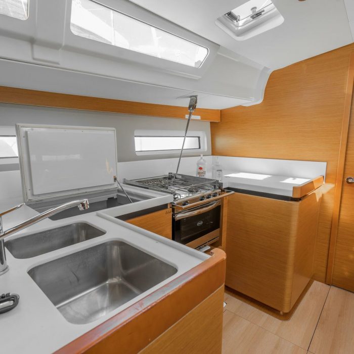SEA SAFARI | Sun Odyssey 490 photo 9