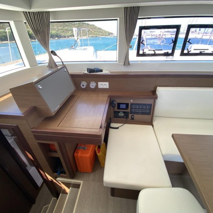 Aquila (WM, Inverter) | Lagoon 40 photo 11