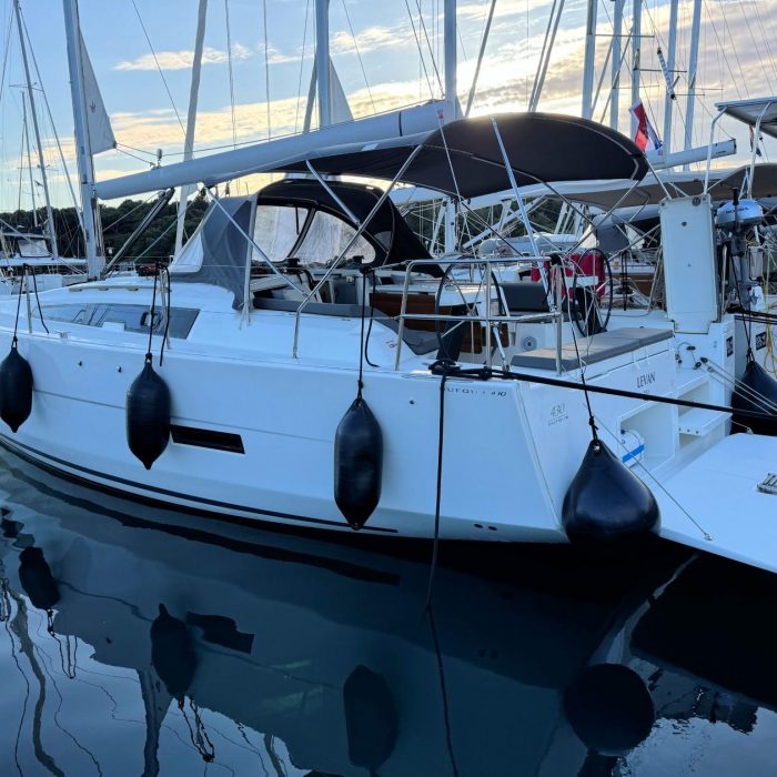 Levan | Dufour 430 photo 8